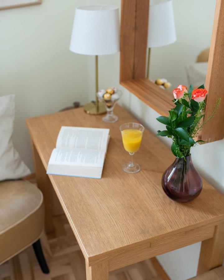 Two Bedroom Apartment For 6 People Варшава Экстерьер фото
